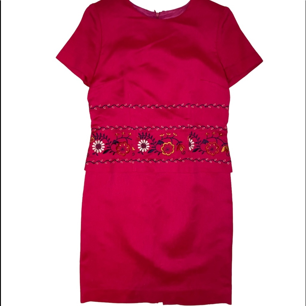 Vintage 1980’s Fuchsia Embroidered Mexican Boho Dress Size 6